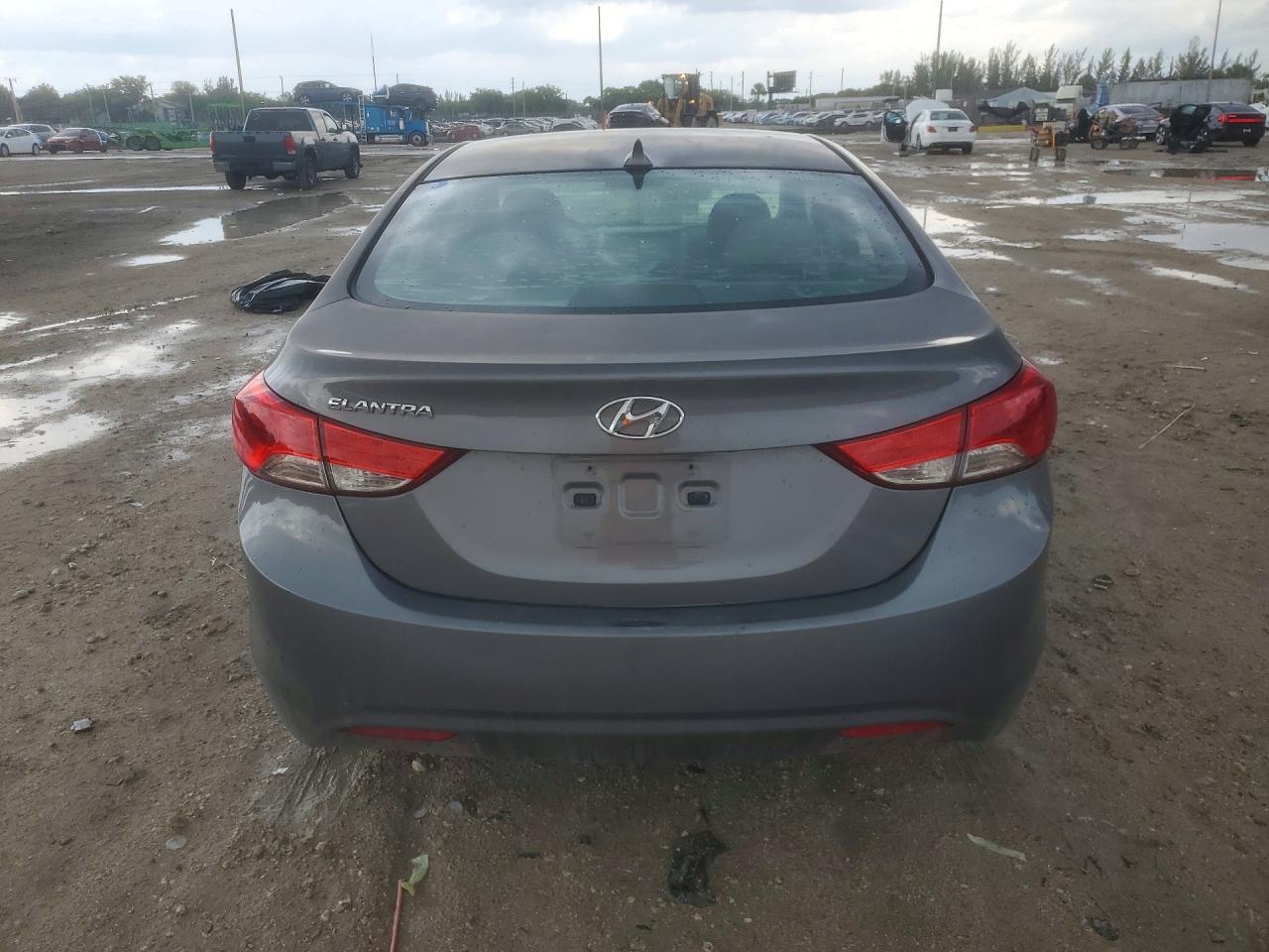 2013 HYUNDAI ELANTRA GLS photo 6