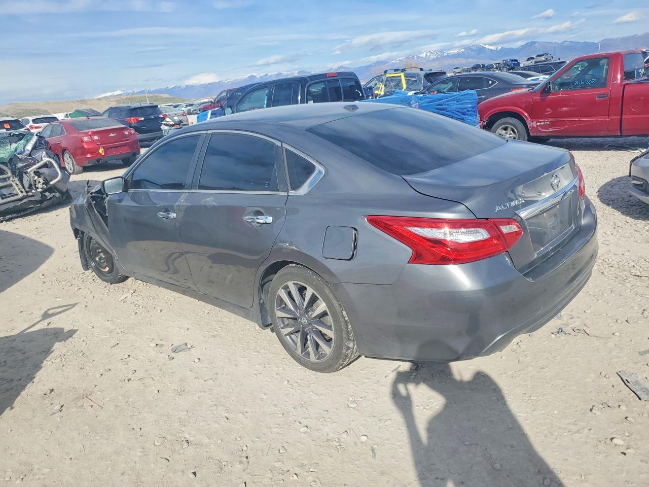 2017 NISSAN ALTIMA 2.5 SV photo 4
