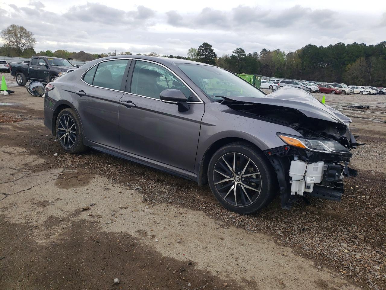 2023 TOYOTA CAMRY SE photo 4