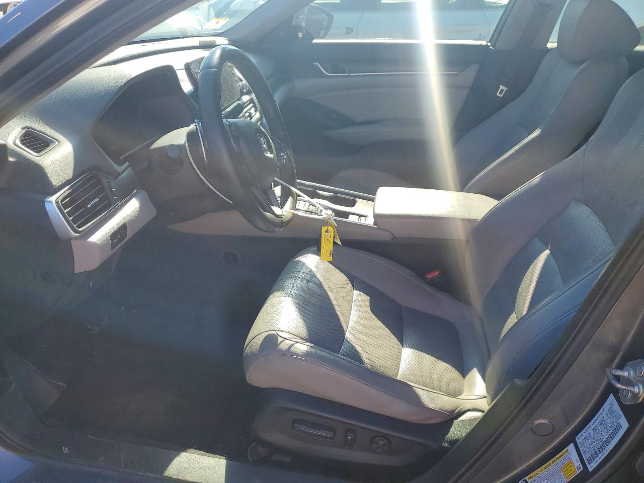 2018 HONDA ACCORD EXL photo 13
