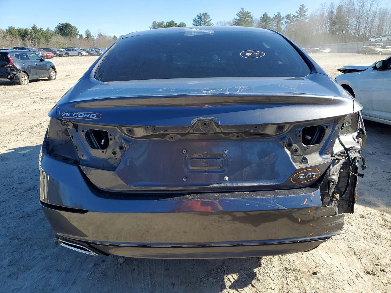 2018 HONDA ACCORD EXL photo 11