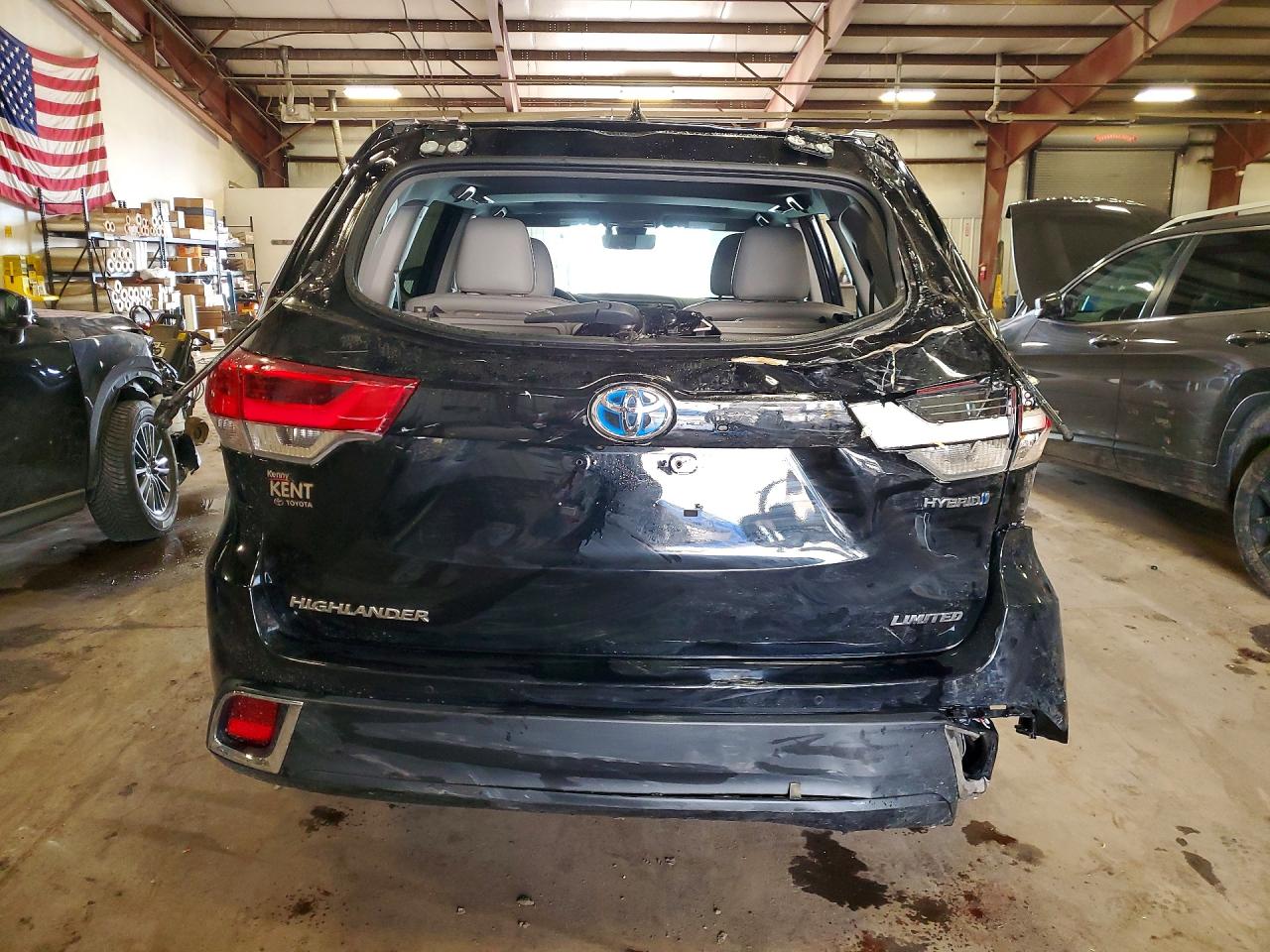2018 TOYOTA HIGHLANDER HYBRID LIMITED photo 6