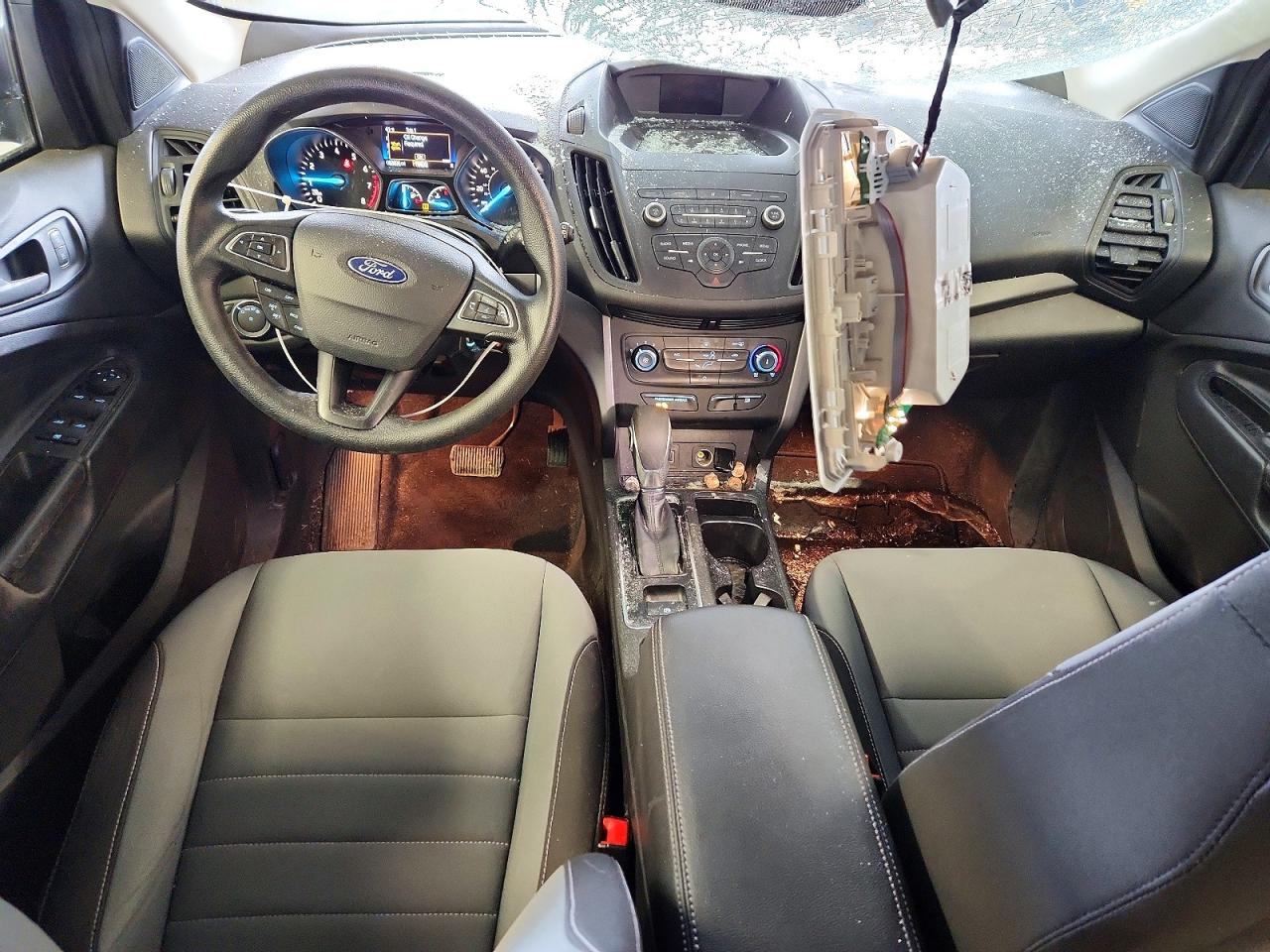 2019 FORD ESCAPE S photo 8
