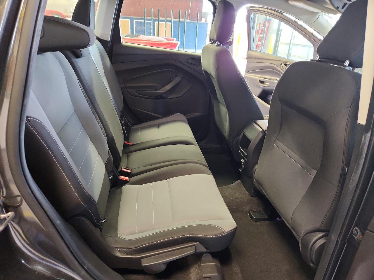 2019 FORD ESCAPE S photo 11