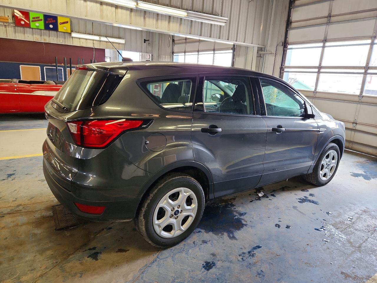 2019 FORD ESCAPE S photo 3