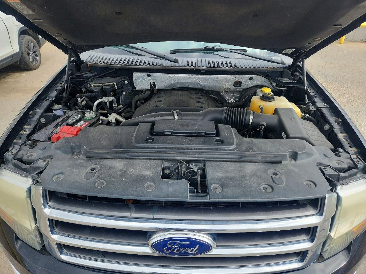 2016 FORD EXPEDITION XLT photo 23