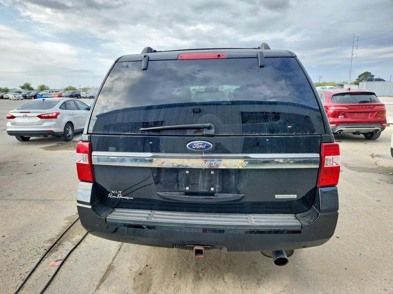 2016 FORD EXPEDITION XLT photo 11
