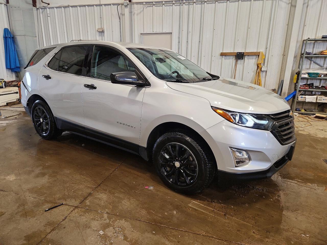 2020 CHEVROLET EQUINOX LT photo 10