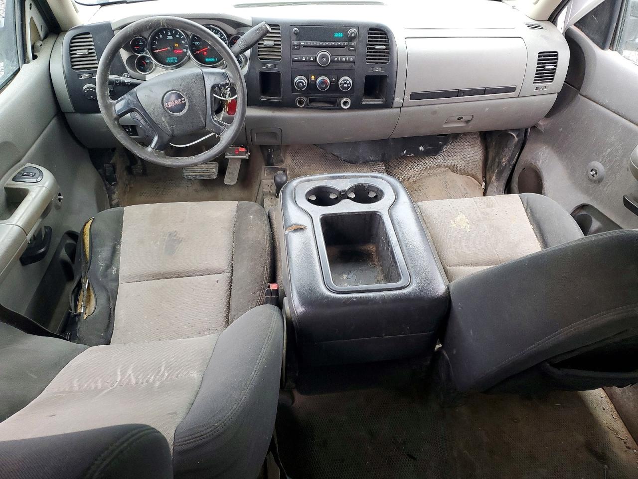 2008 GMC SIERRA K3500 photo 15