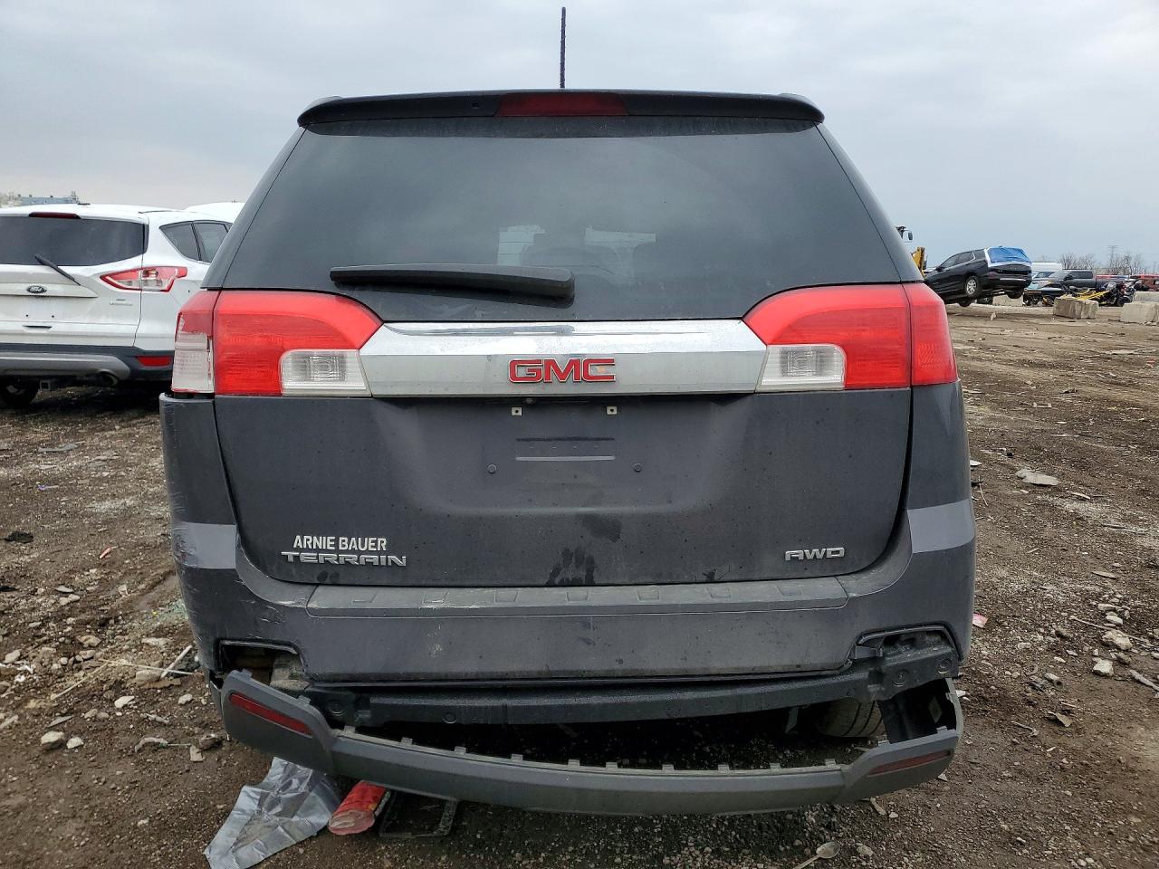 2015 GMC TERRAIN SLT photo 6