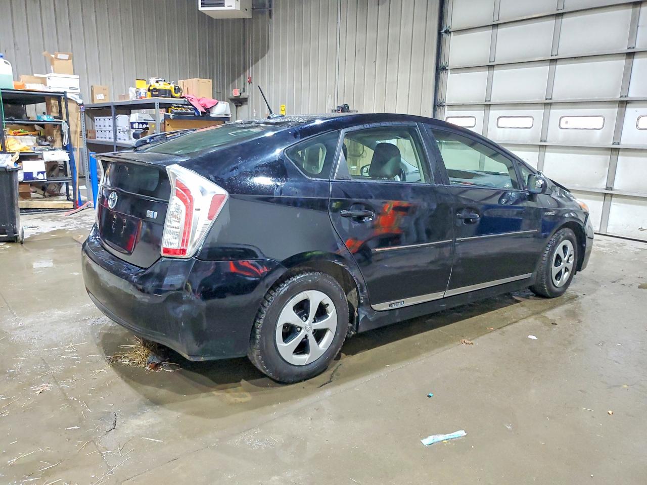 2014 TOYOTA PRIUS FOUR photo 5