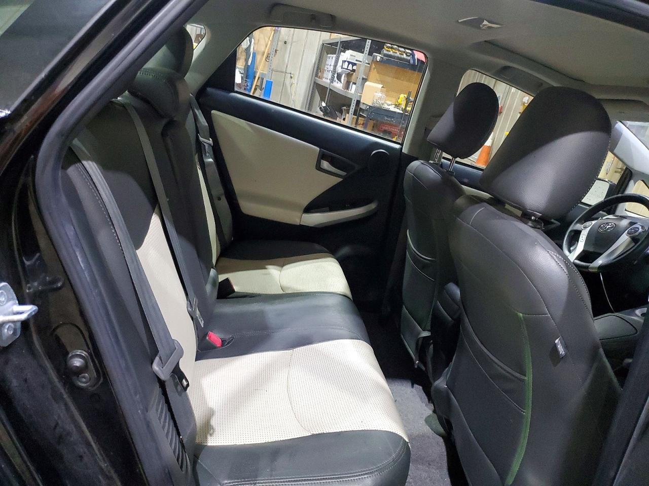 2014 TOYOTA PRIUS FOUR photo 19