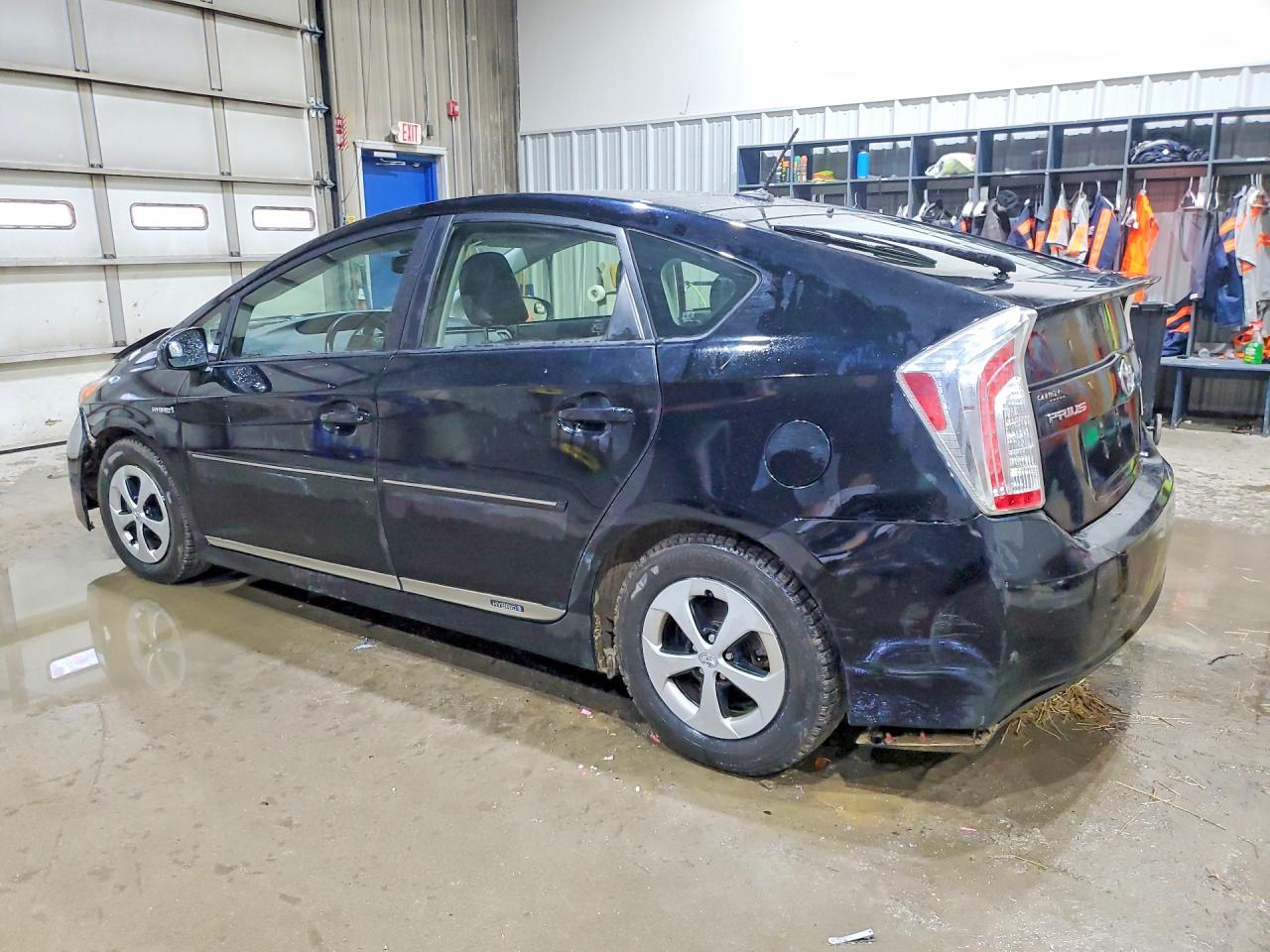 2014 TOYOTA PRIUS FOUR photo 3