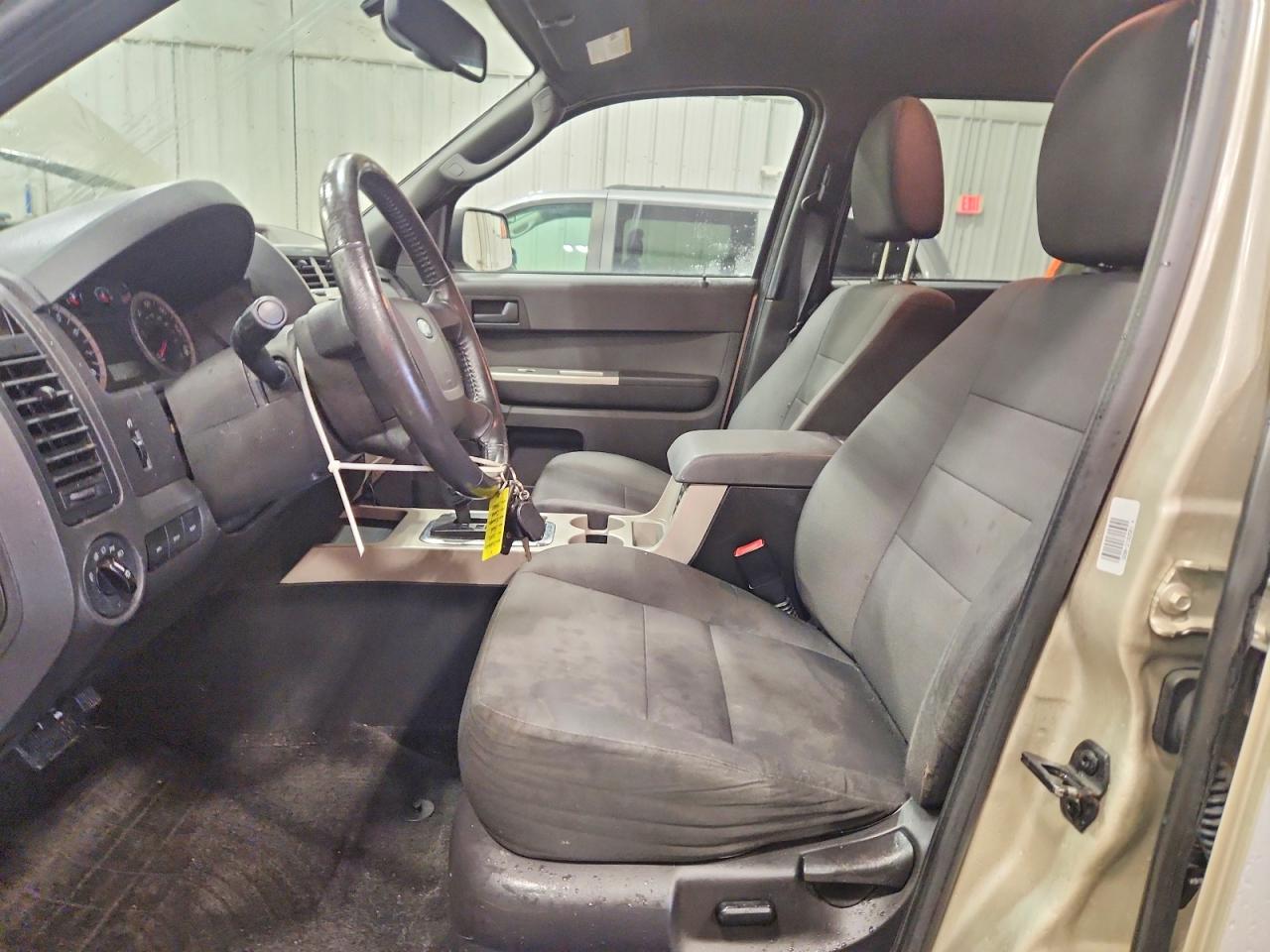2012 FORD ESCAPE XLT photo 7