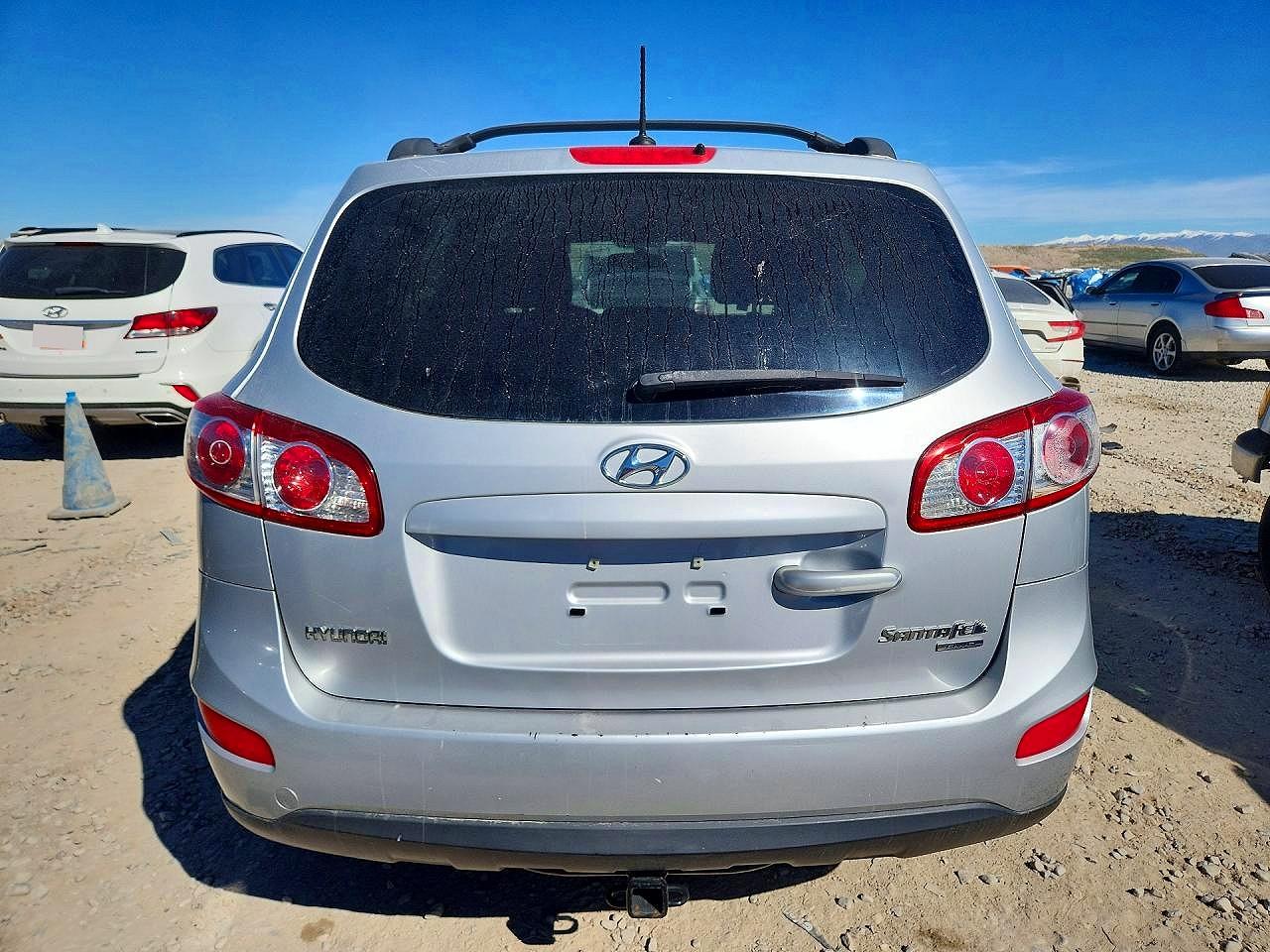 2010 HYUNDAI SANTA FE GLS photo 6