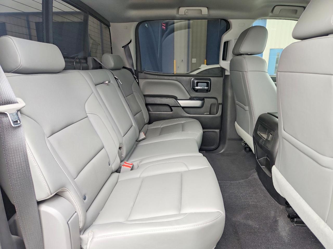 2018 CHEVROLET SILVERADO K1500 LTZ photo 10