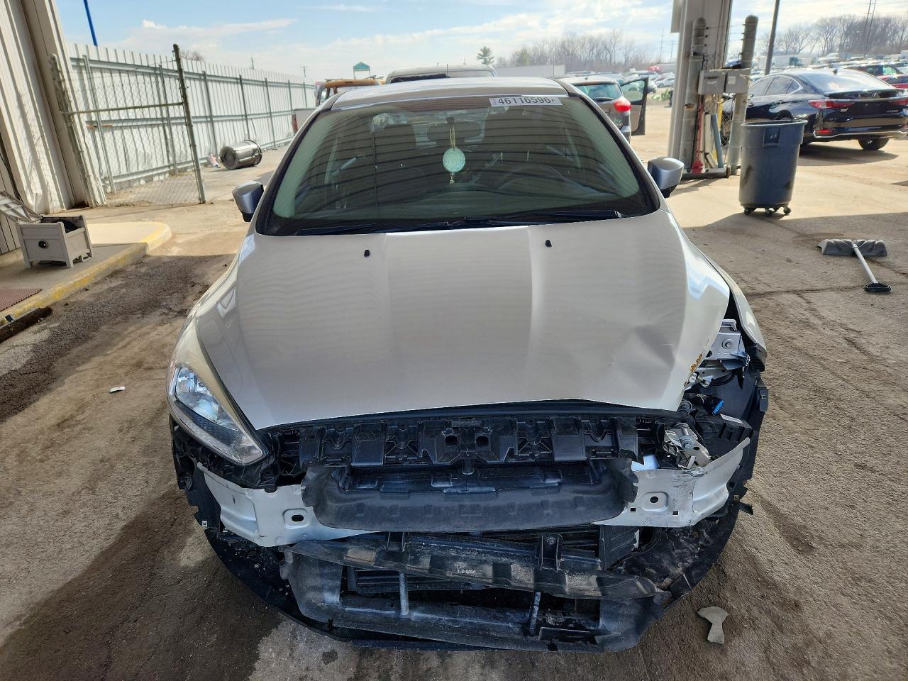 2018 FORD FOCUS SE photo 5