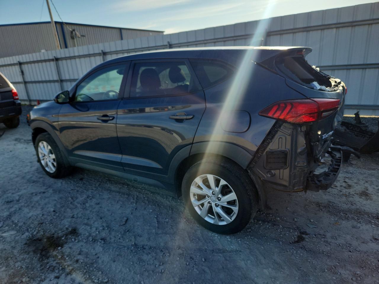 2019 HYUNDAI TUCSON SE photo 3