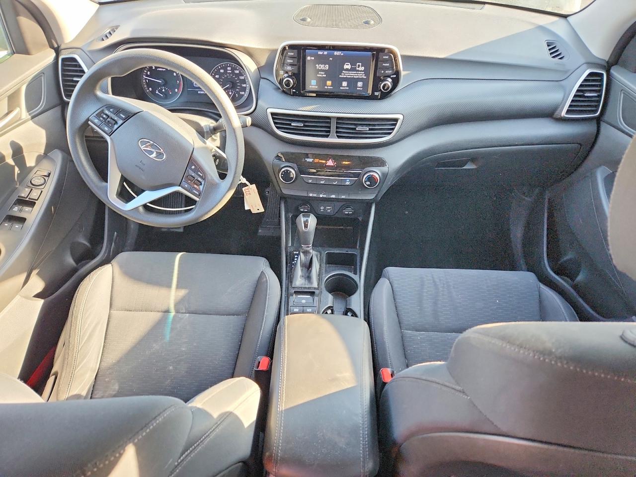 2019 HYUNDAI TUCSON SE photo 15