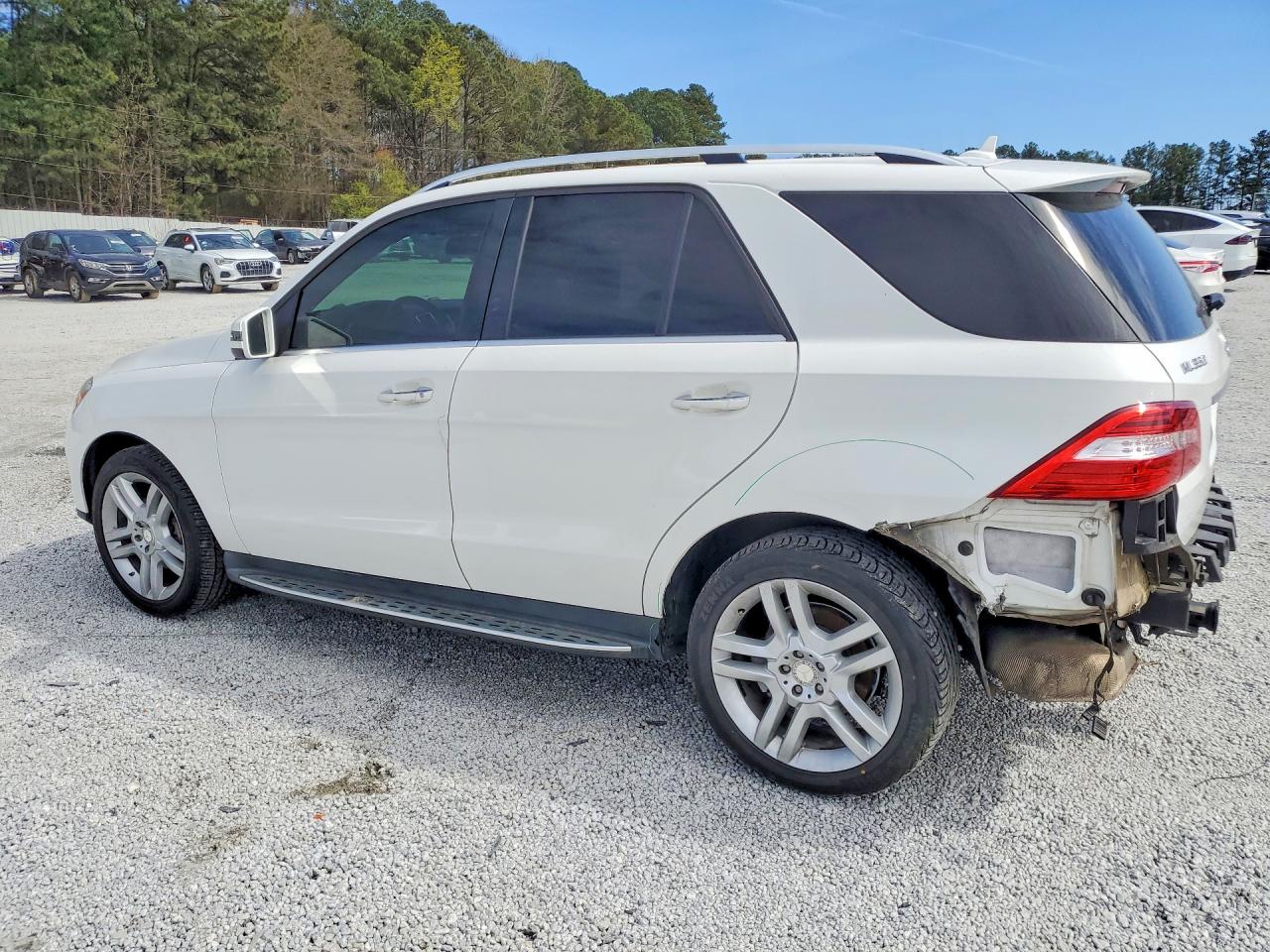 2015 MERCEDES-BENZ ML 350 photo 3