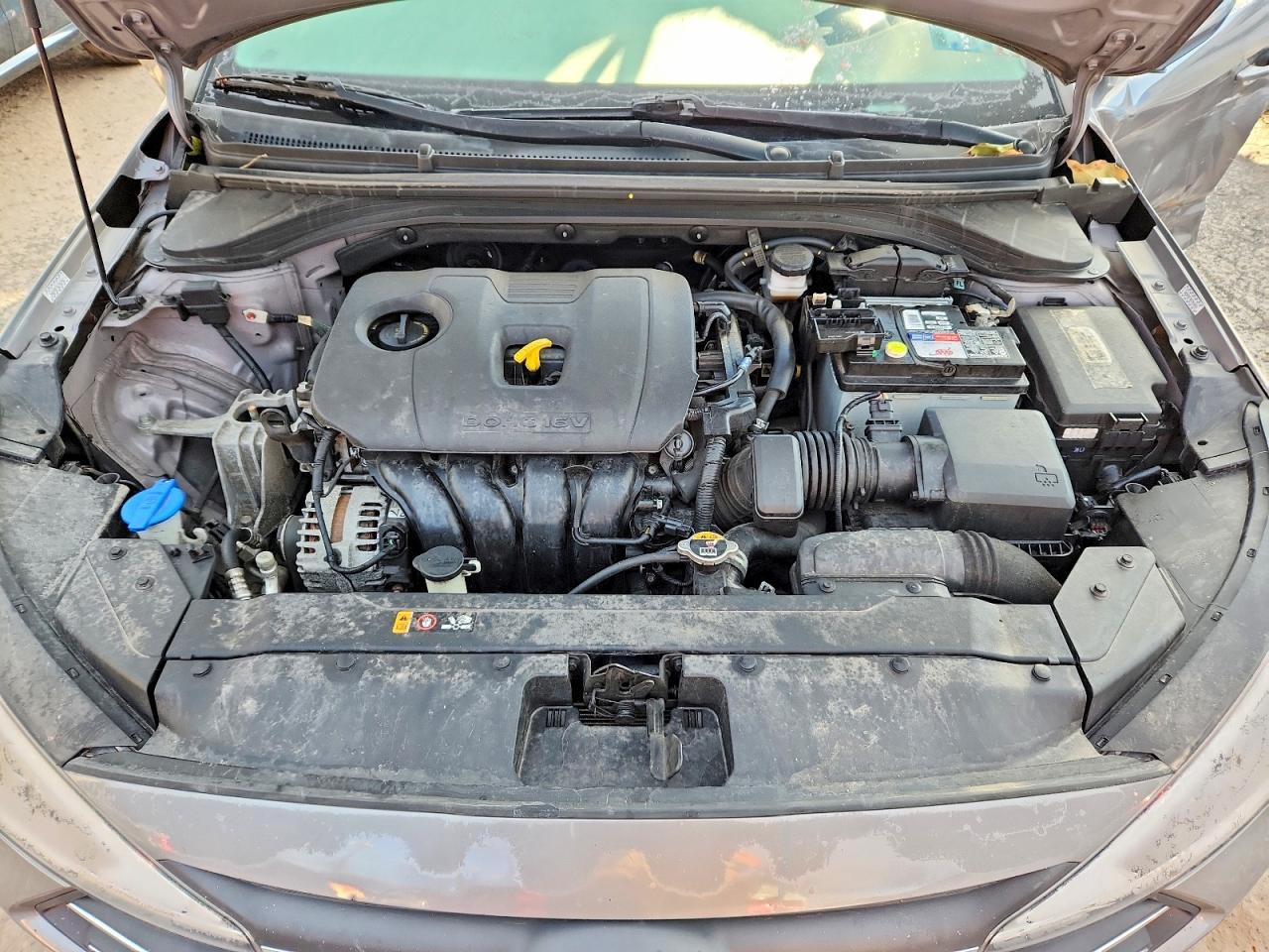 2020 HYUNDAI ELANTRA SE photo 21