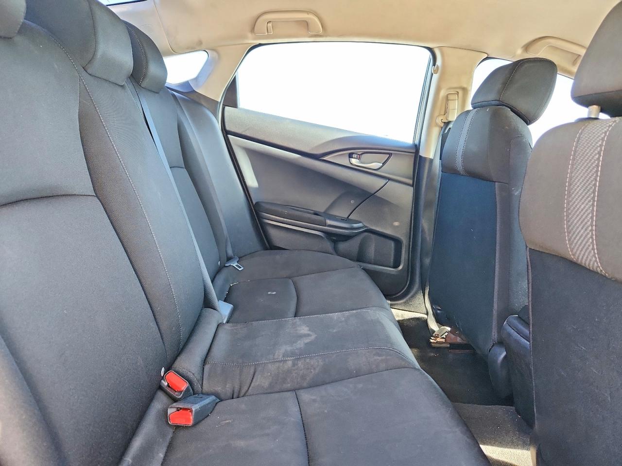 2016 HONDA CIVIC LX photo 19