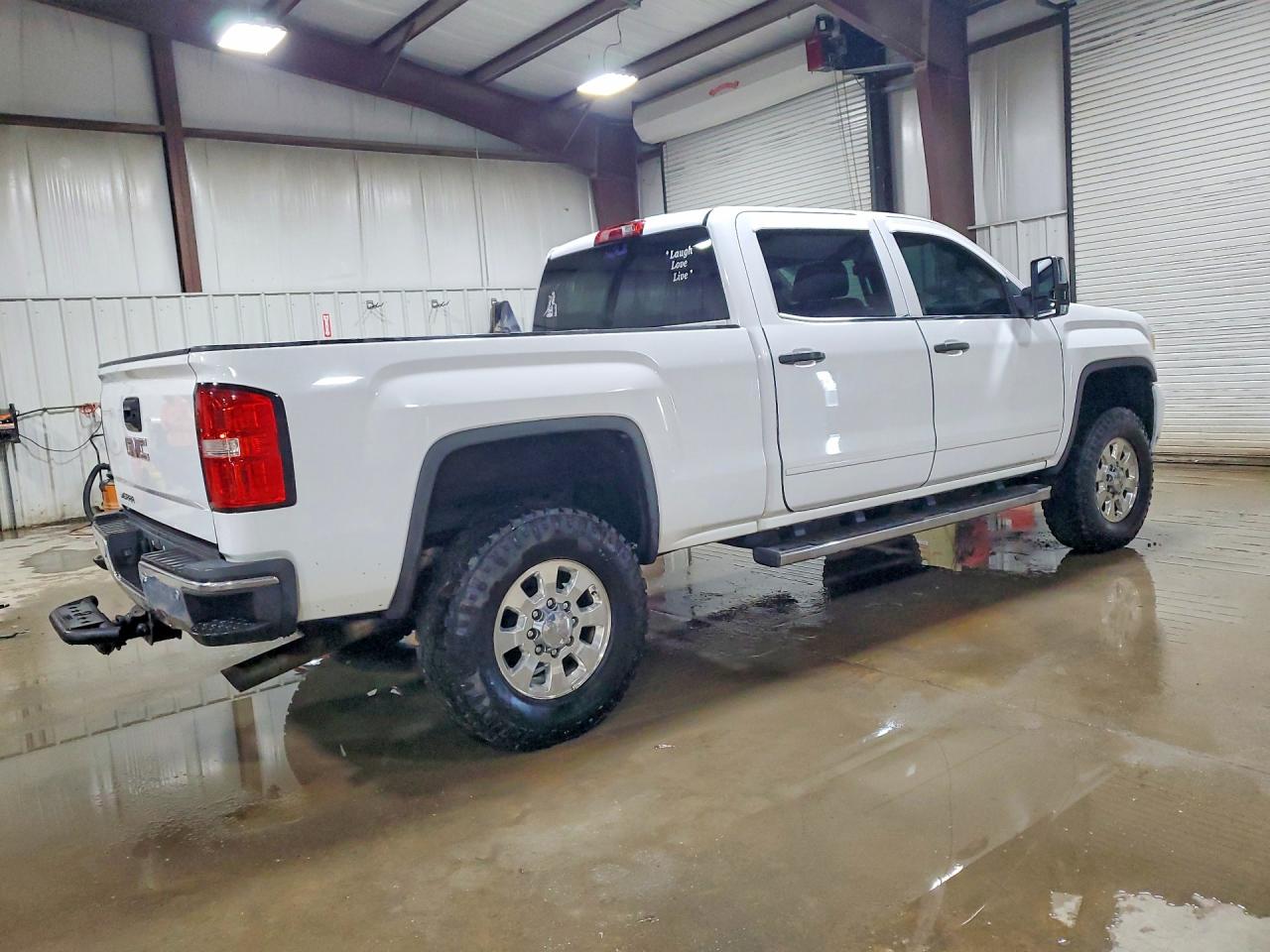 2015 GMC SIERRA K2500 SLE photo 3