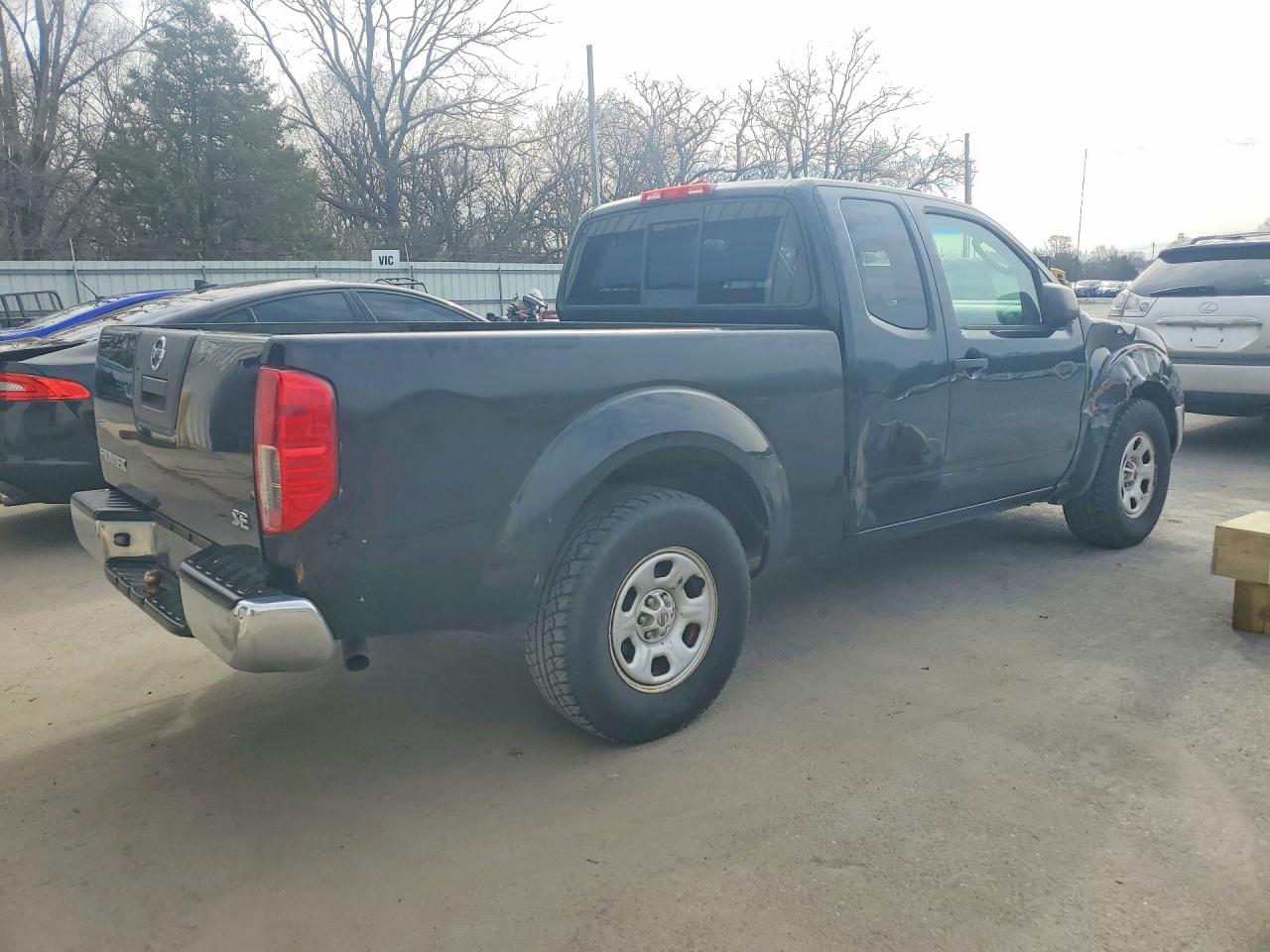 2009 NISSAN FRONTIER XE photo 3