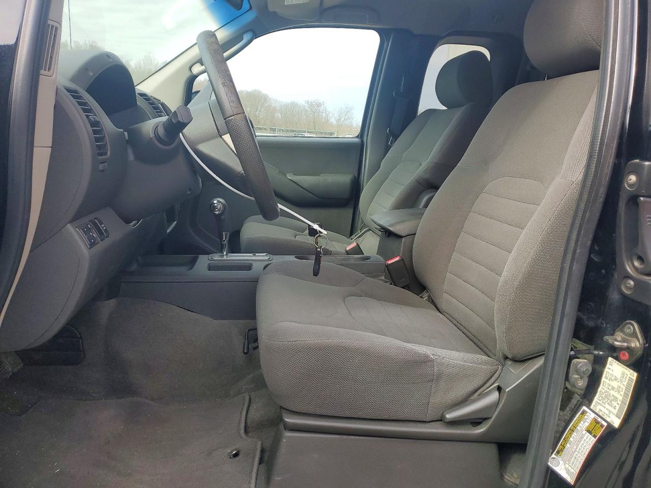 2009 NISSAN FRONTIER XE photo 7