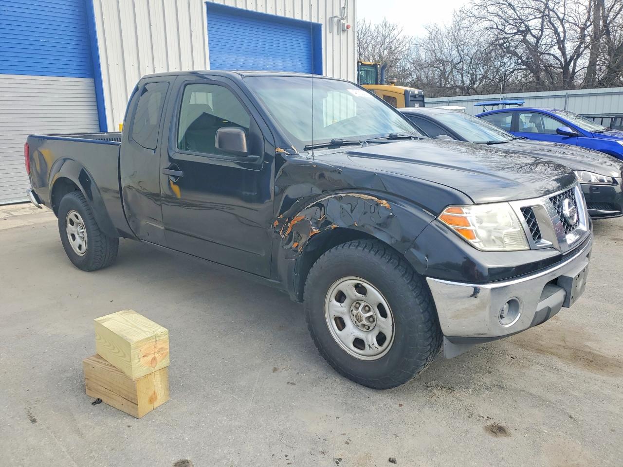 2009 NISSAN FRONTIER XE photo 4