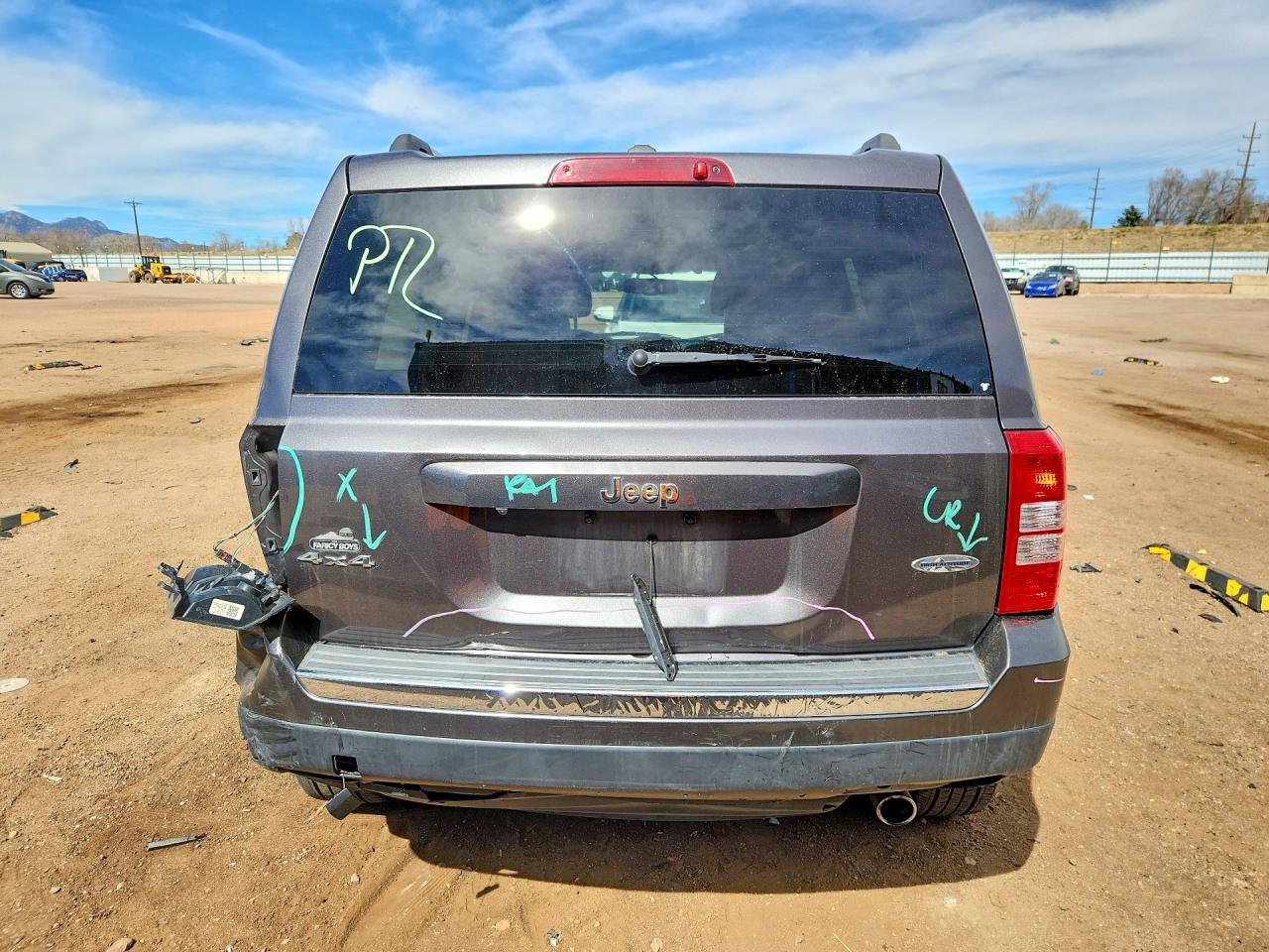 2017 JEEP PATRIOT LATITUDE photo 11