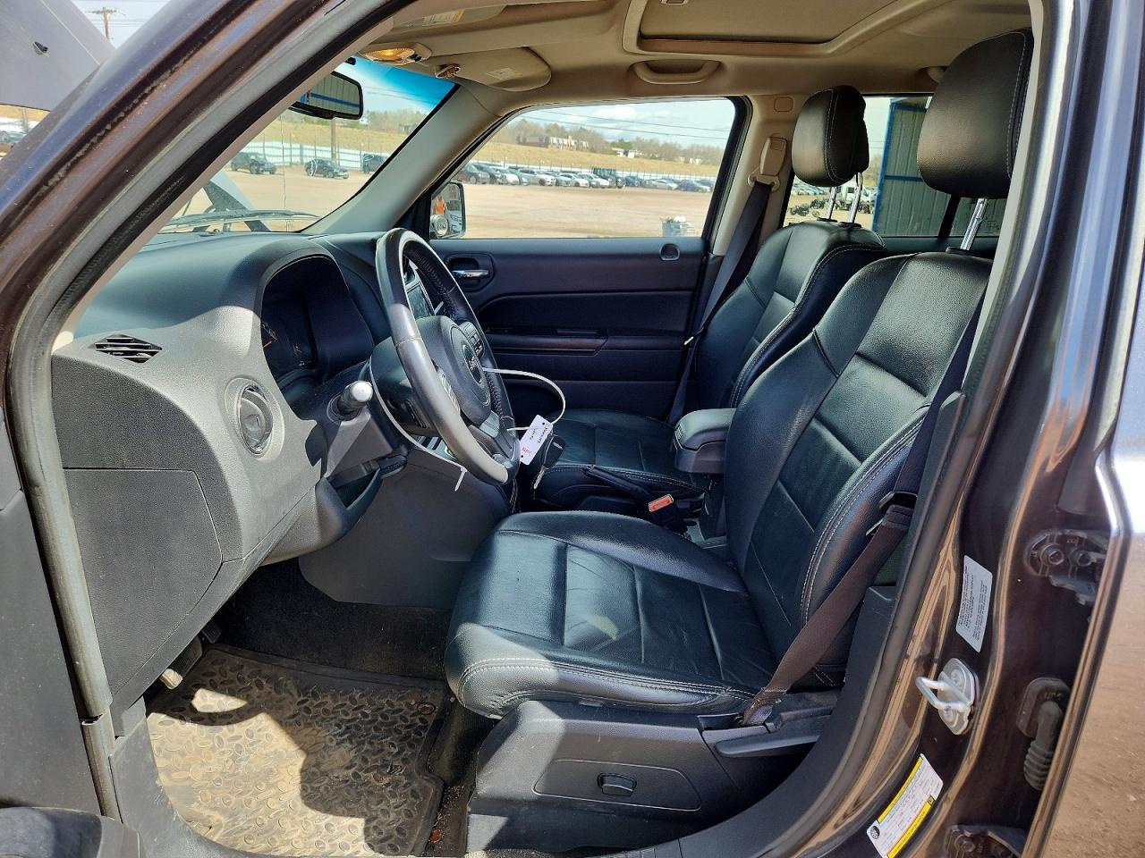 2017 JEEP PATRIOT LATITUDE photo 13
