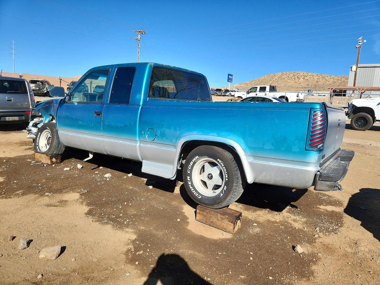 1993 CHEVROLET GMT-400 C1500 photo 2