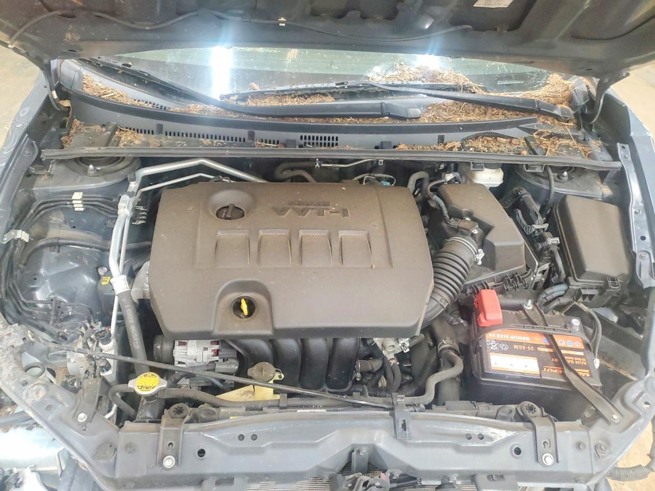 2014 TOYOTA COROLLA S PLUS photo 11