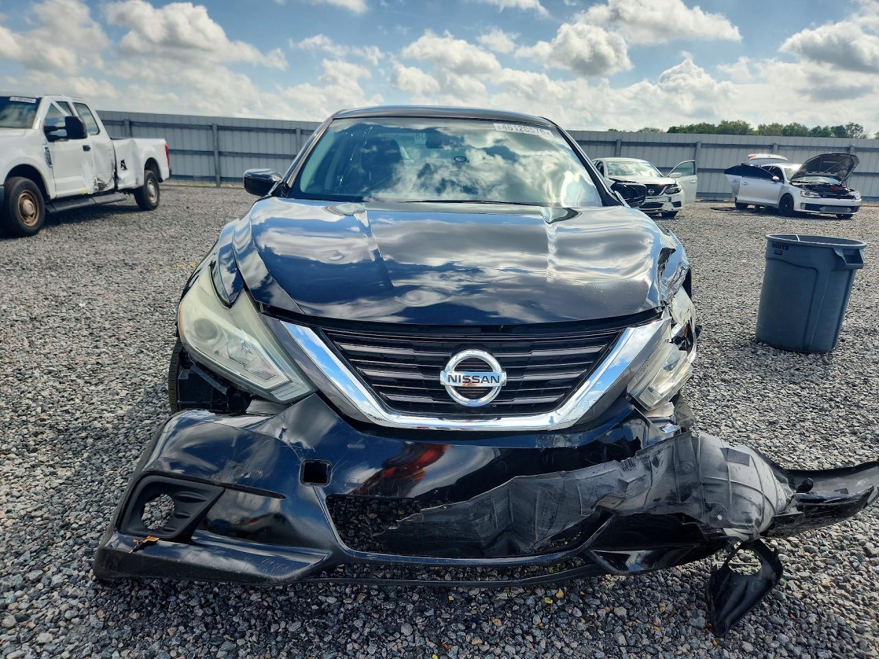 2017 NISSAN ALTIMA 2.5 SV photo 9