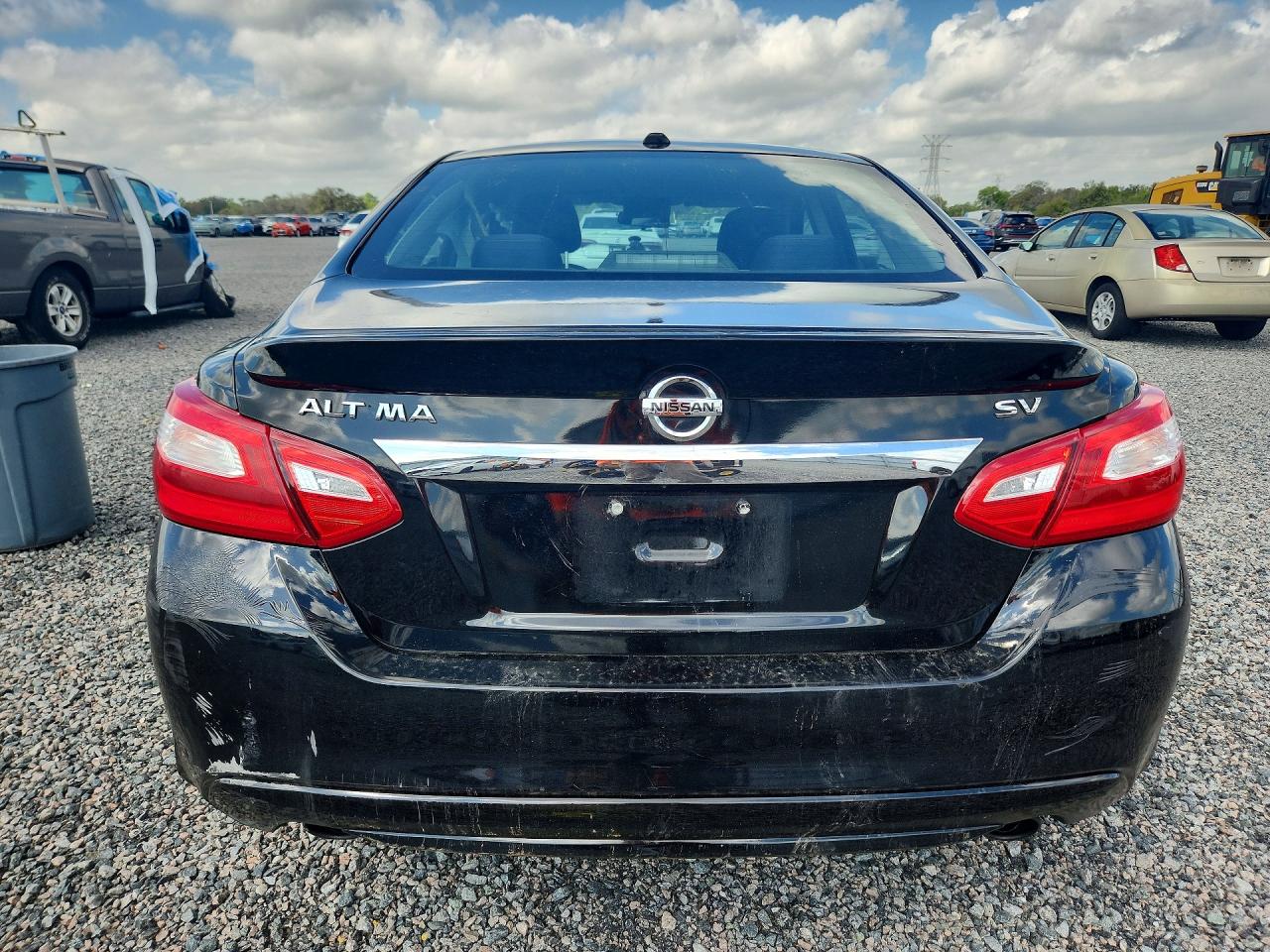 2017 NISSAN ALTIMA 2.5 SV photo 11