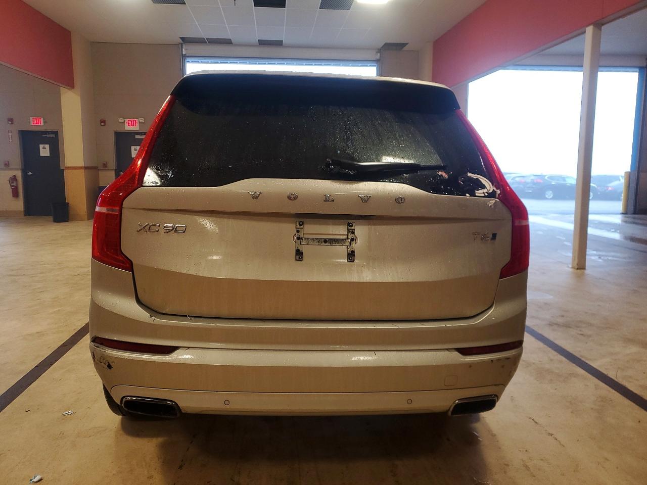 2016 VOLVO XC90 T6 photo 11