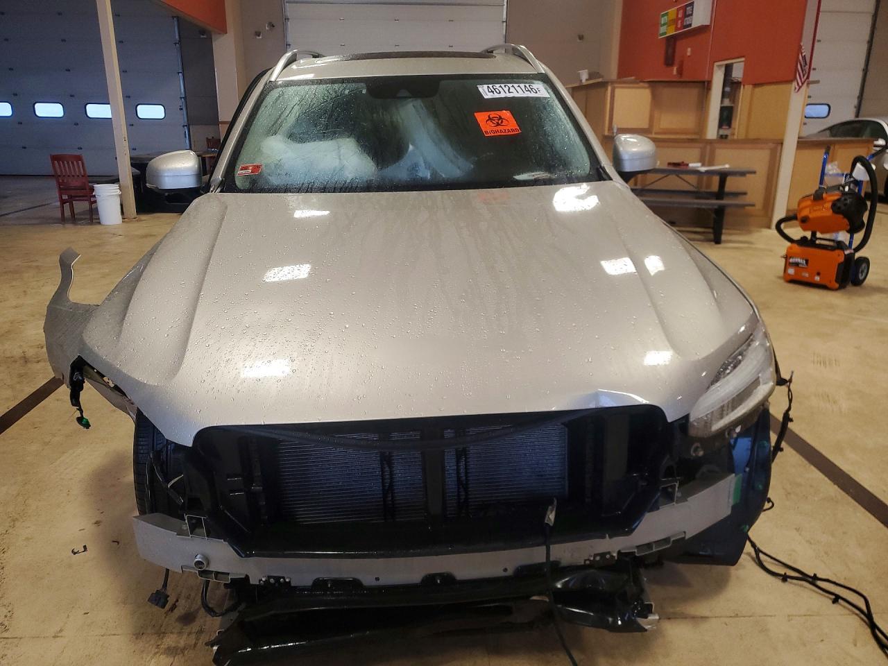 2016 VOLVO XC90 T6 photo 9
