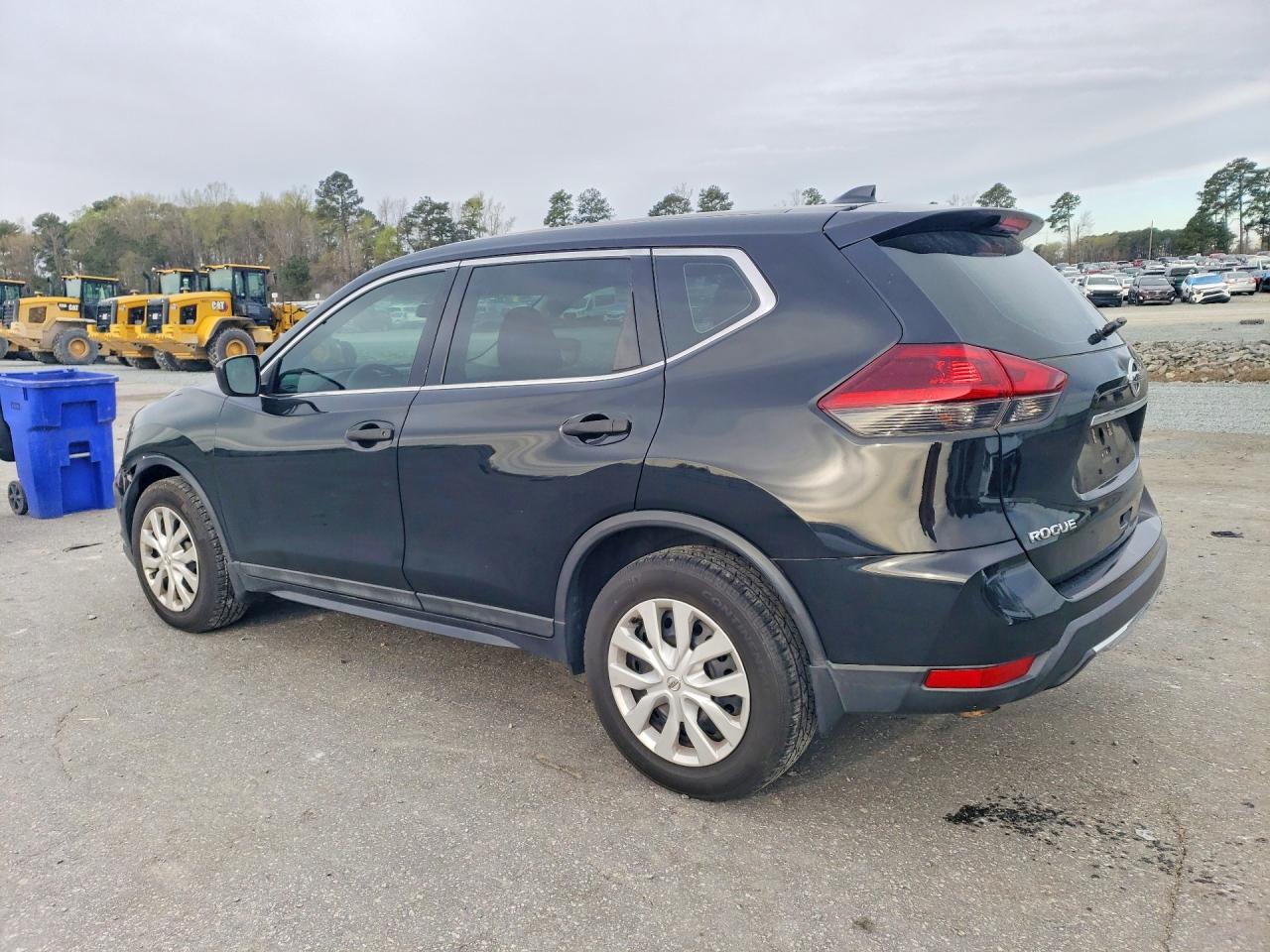 2020 NISSAN ROGUE S photo 3