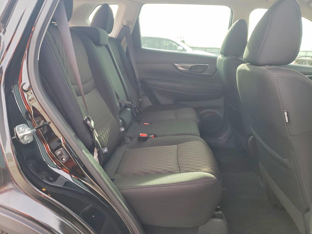 2020 NISSAN ROGUE S photo 21