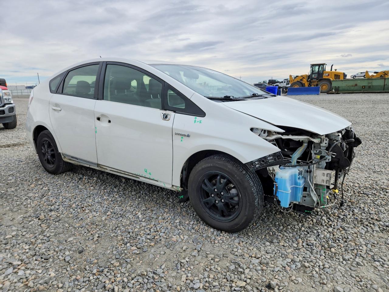 2012 TOYOTA PRIUS THREE photo 4