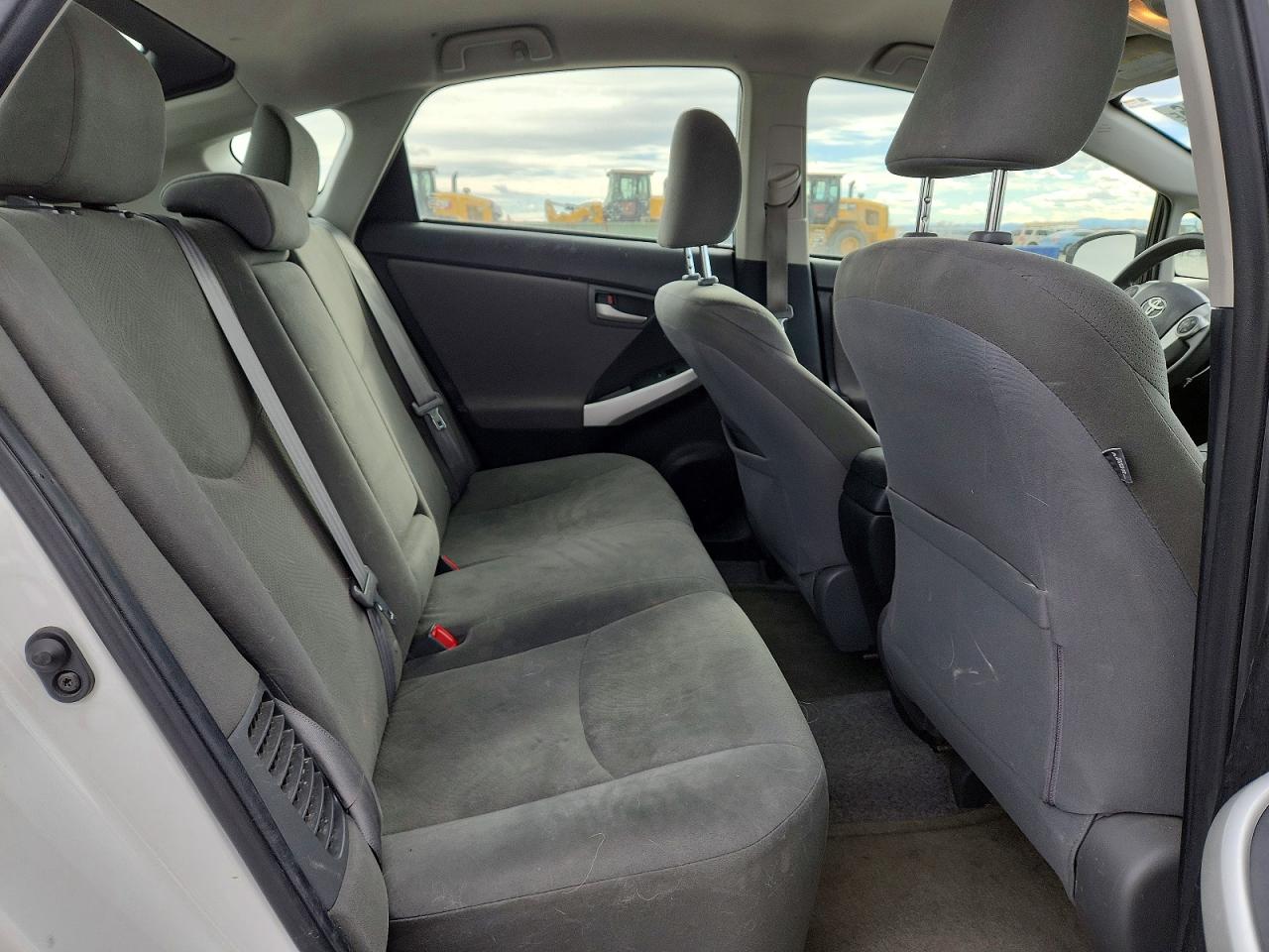 2012 TOYOTA PRIUS THREE photo 10