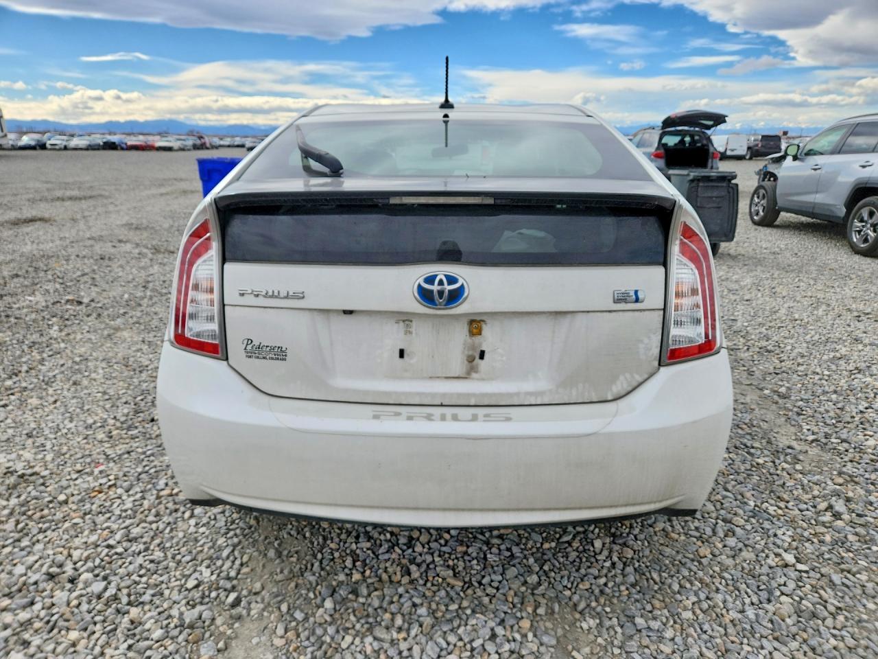 2012 TOYOTA PRIUS THREE photo 6