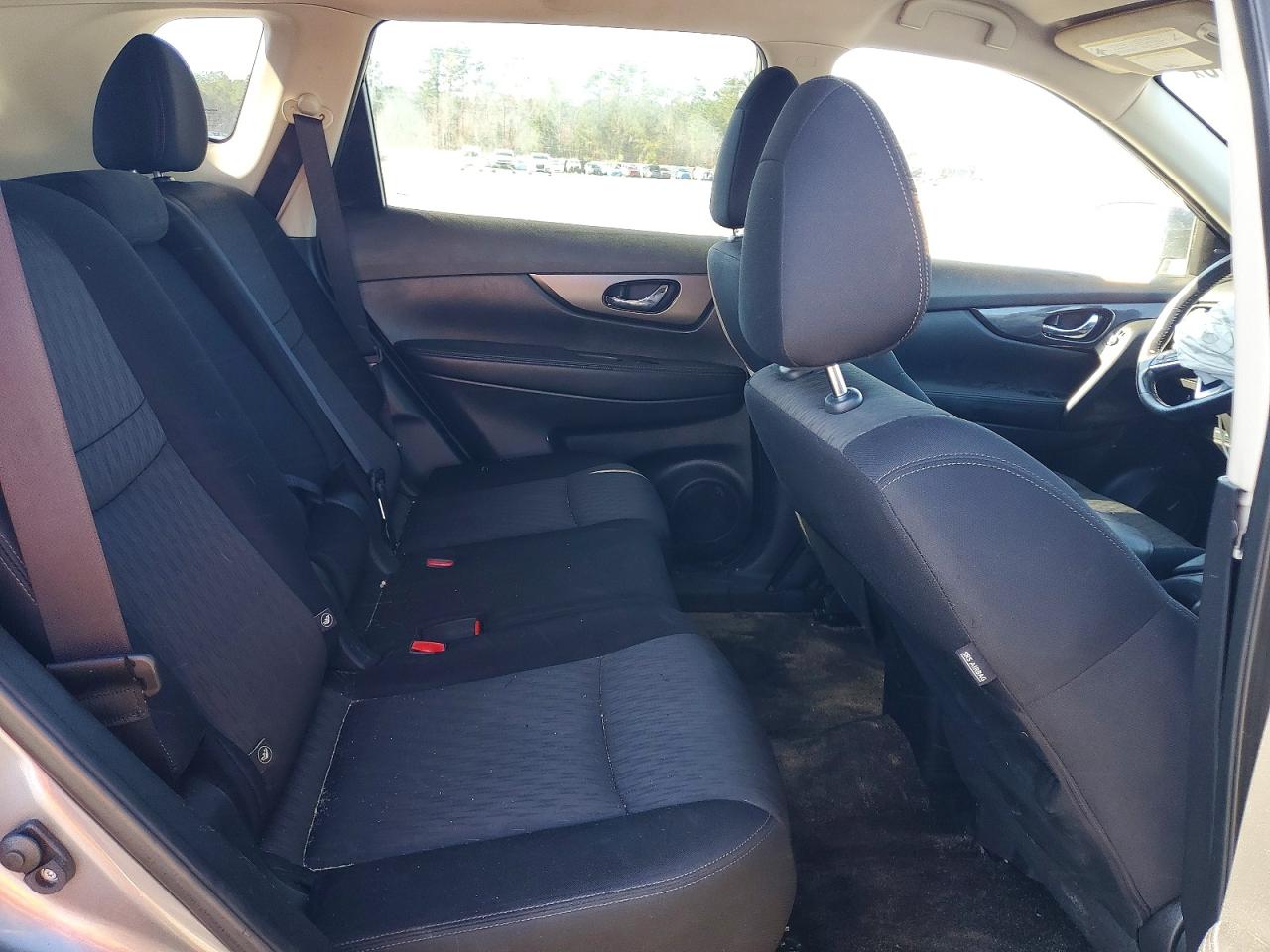 2018 NISSAN ROGUE SV photo 31