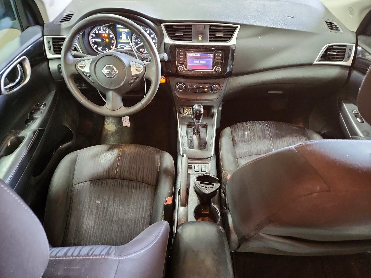 2017 NISSAN SENTRA S photo 8