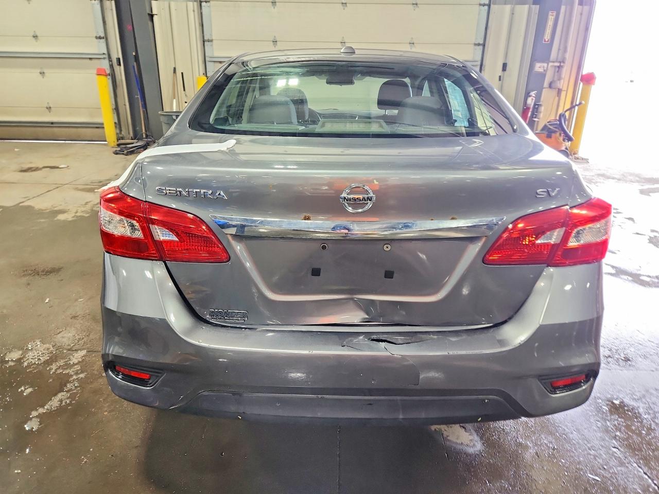 2017 NISSAN SENTRA S photo 6