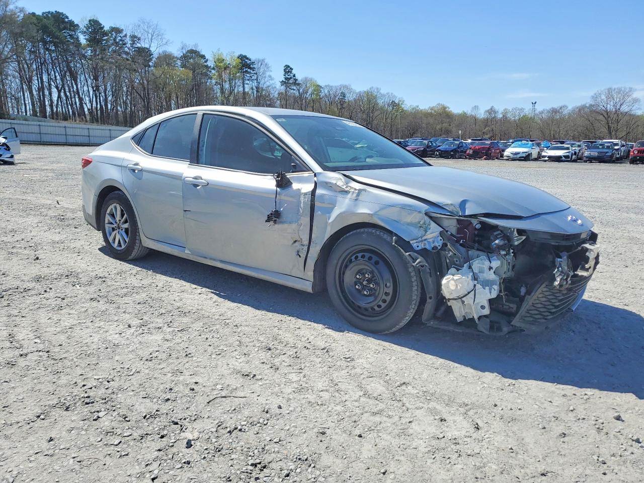 2025 TOYOTA CAMRY LE photo 4