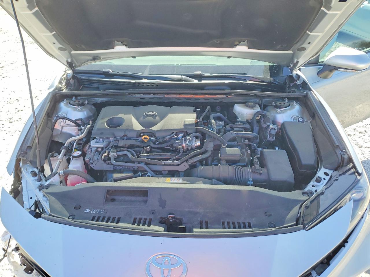 2025 TOYOTA CAMRY LE photo 11