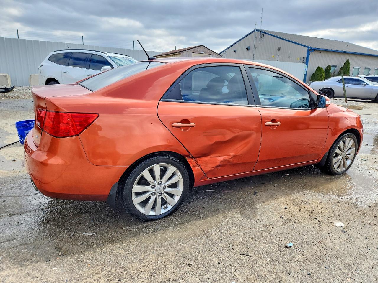 2010 KIA FORTE SX photo 3