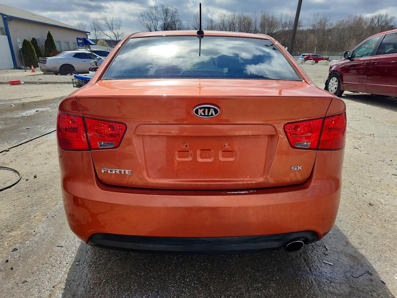 2010 KIA FORTE SX photo 6